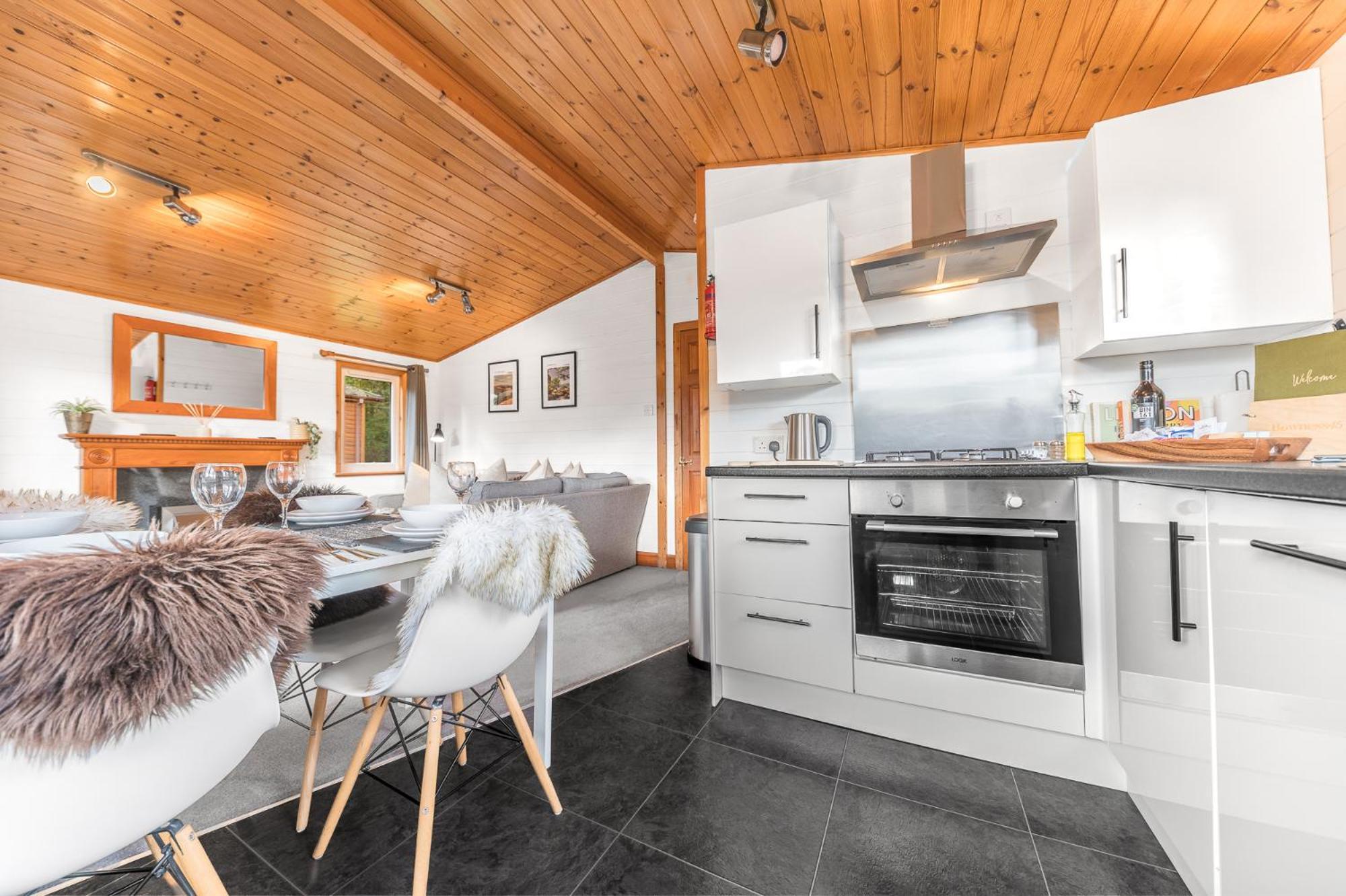 Bowness 45 - 2 Bedroom Lake Windermere Lodge Zewnętrze zdjęcie